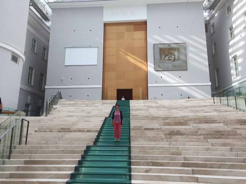 Nous continuons la visite du Musée de l'Ermitage : les  collections des 19ème et 20ème siècles sont maintenant abritées dans une aile du Bâtiment de l'Etat-Major, entièrement rénovée.