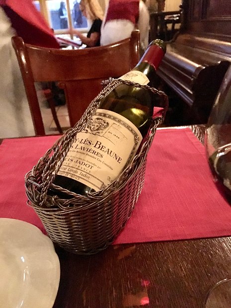 Beaune 1er Cru Louis Jadot 2011