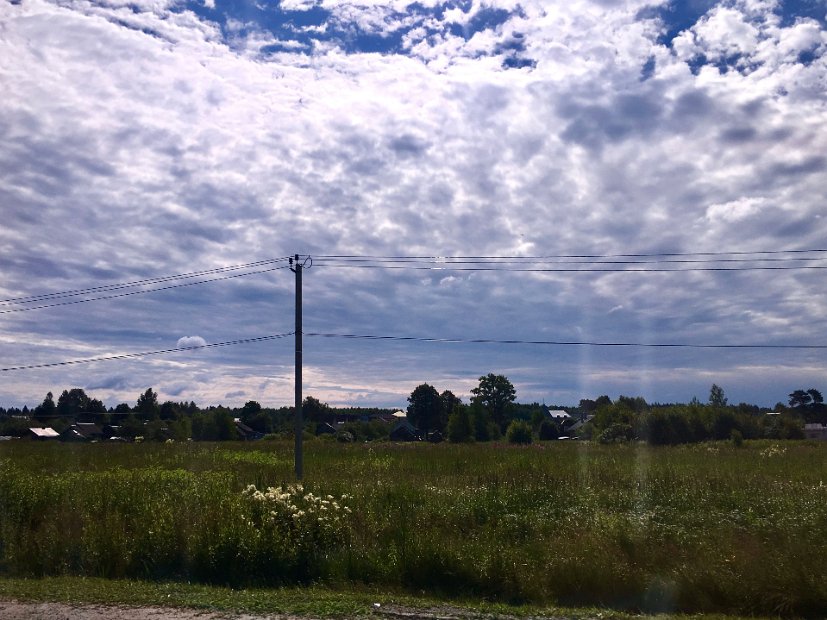 Lozovskoye : nous traversons la campagne de la région de Moscou.