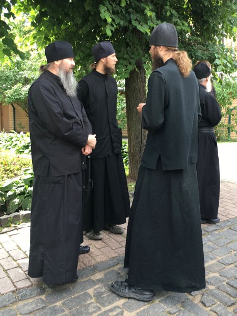 Beaucoup de jeunes séminaristes