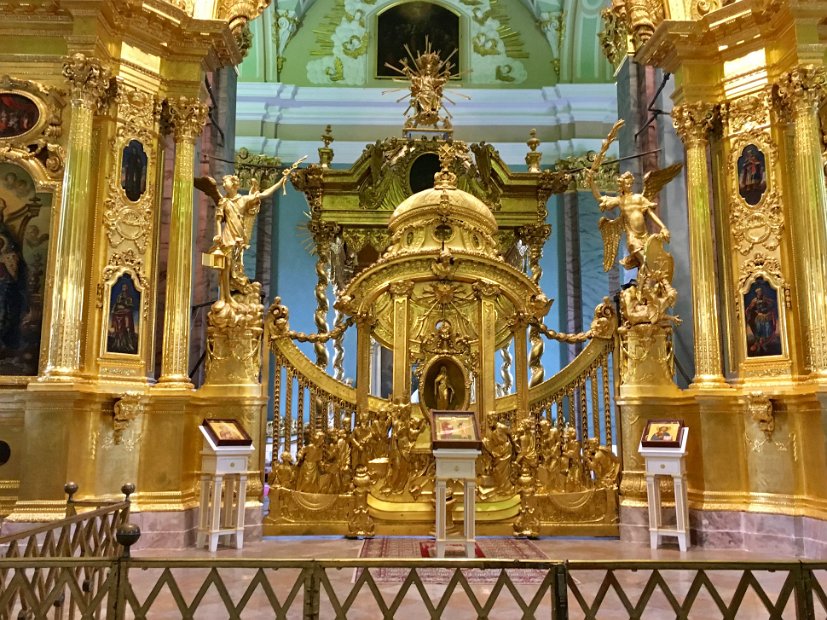 La nef centrale de la cathédrale